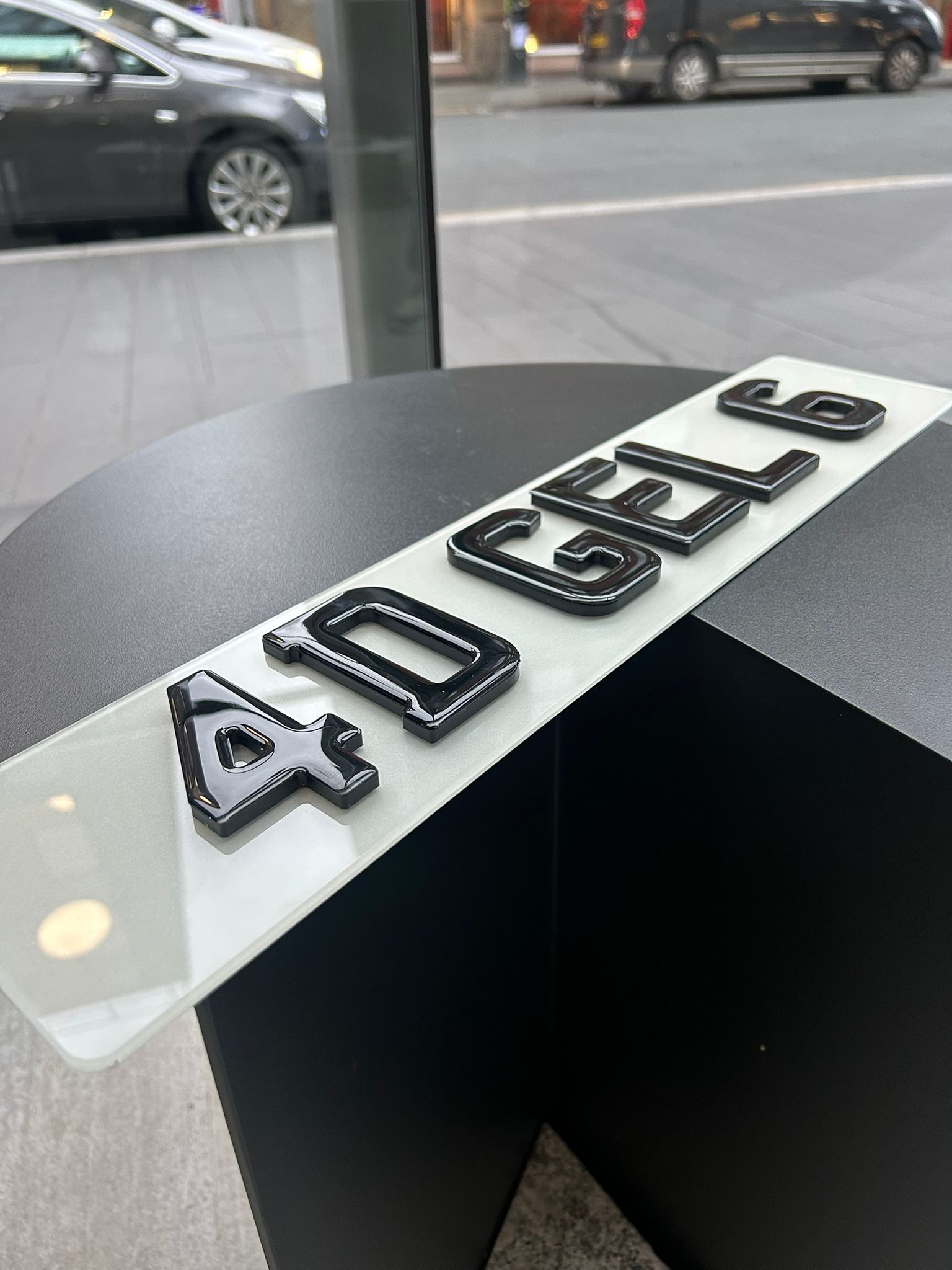 A pair of premium 4D Gel 6mm number plates.